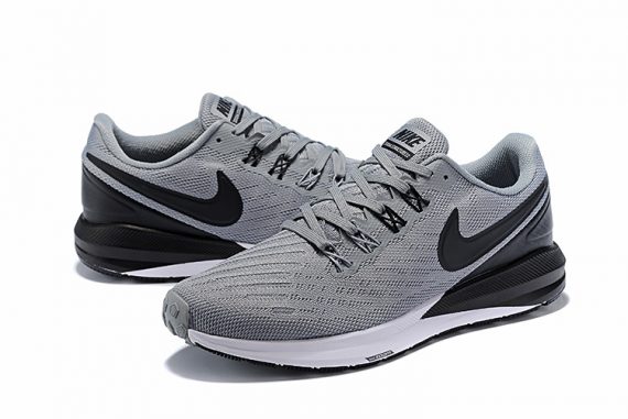 nike air zoom structure 22 amazon