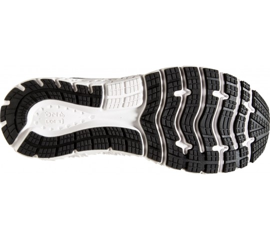 Brooks Mens Revel 3 outsole