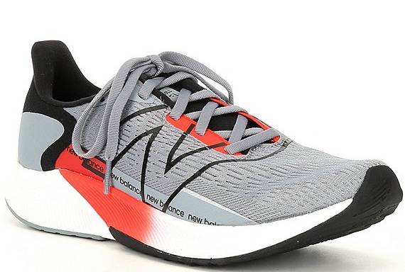 New Balance FuelCell Propel V2
