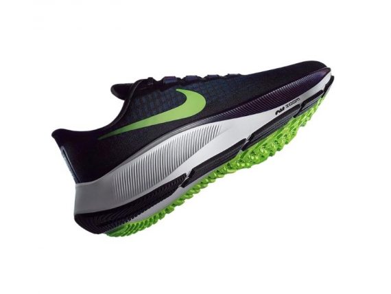 Nike Air Zoom Pegasus 37 green