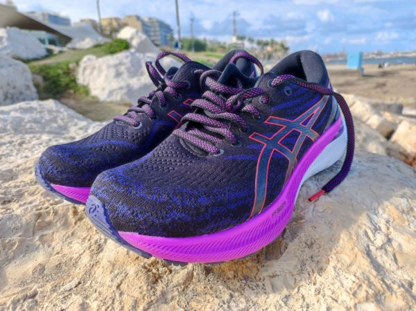 ASICS Gel-Kayano 29 pink