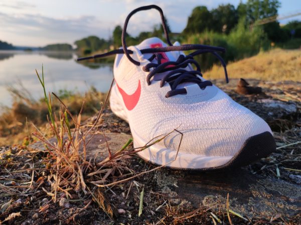 Nike Revolution 6