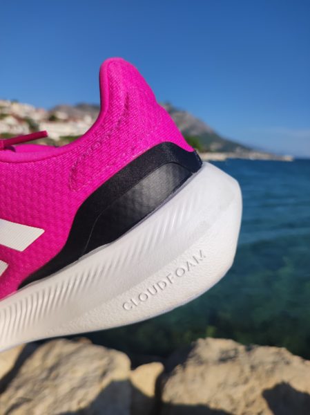 adidas run falcon 3