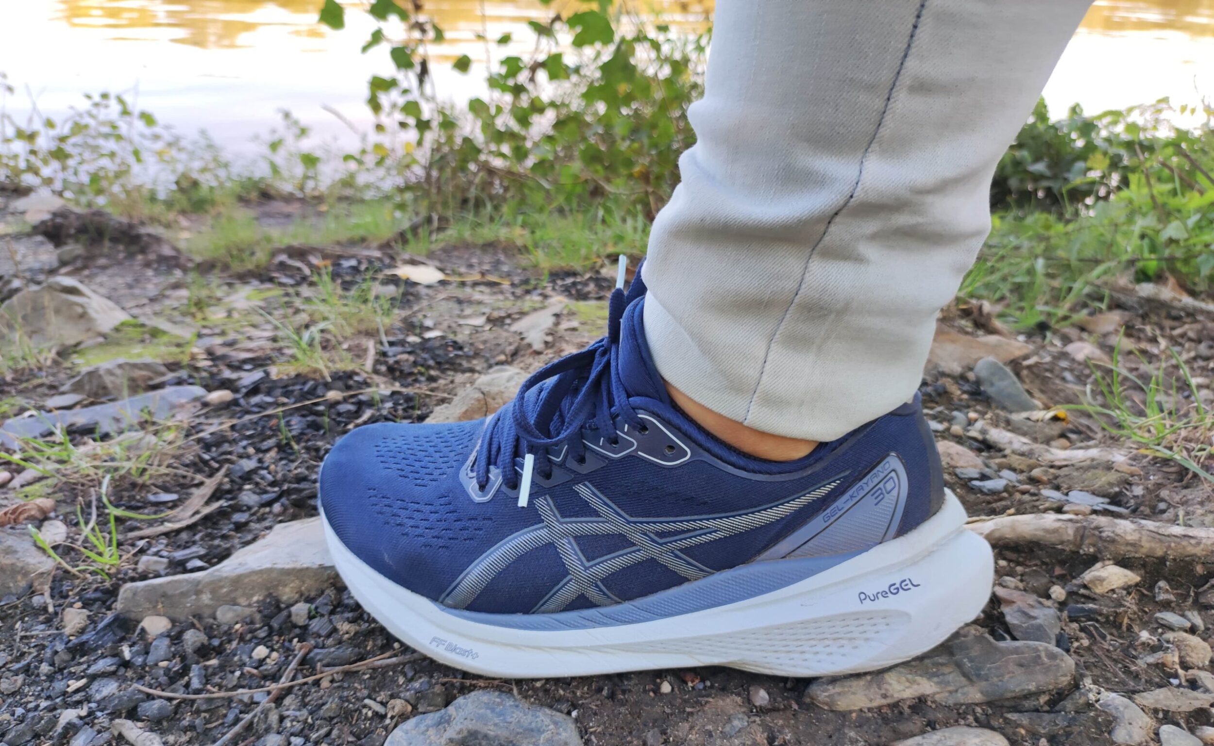 asics gel kayano on feet