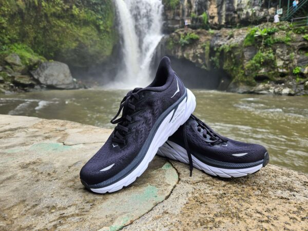 Hoka Clifton 8 women