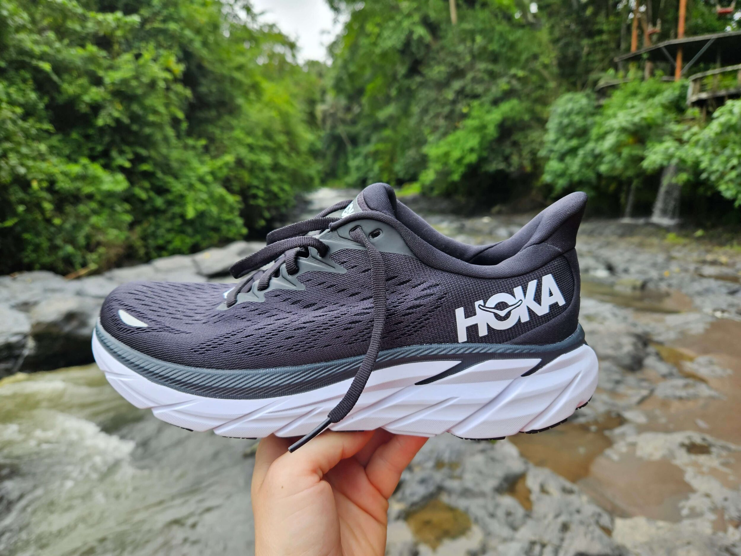 Hoka Clifton 8 women