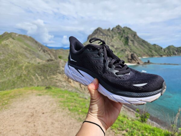 Hoka Clifton 8 women