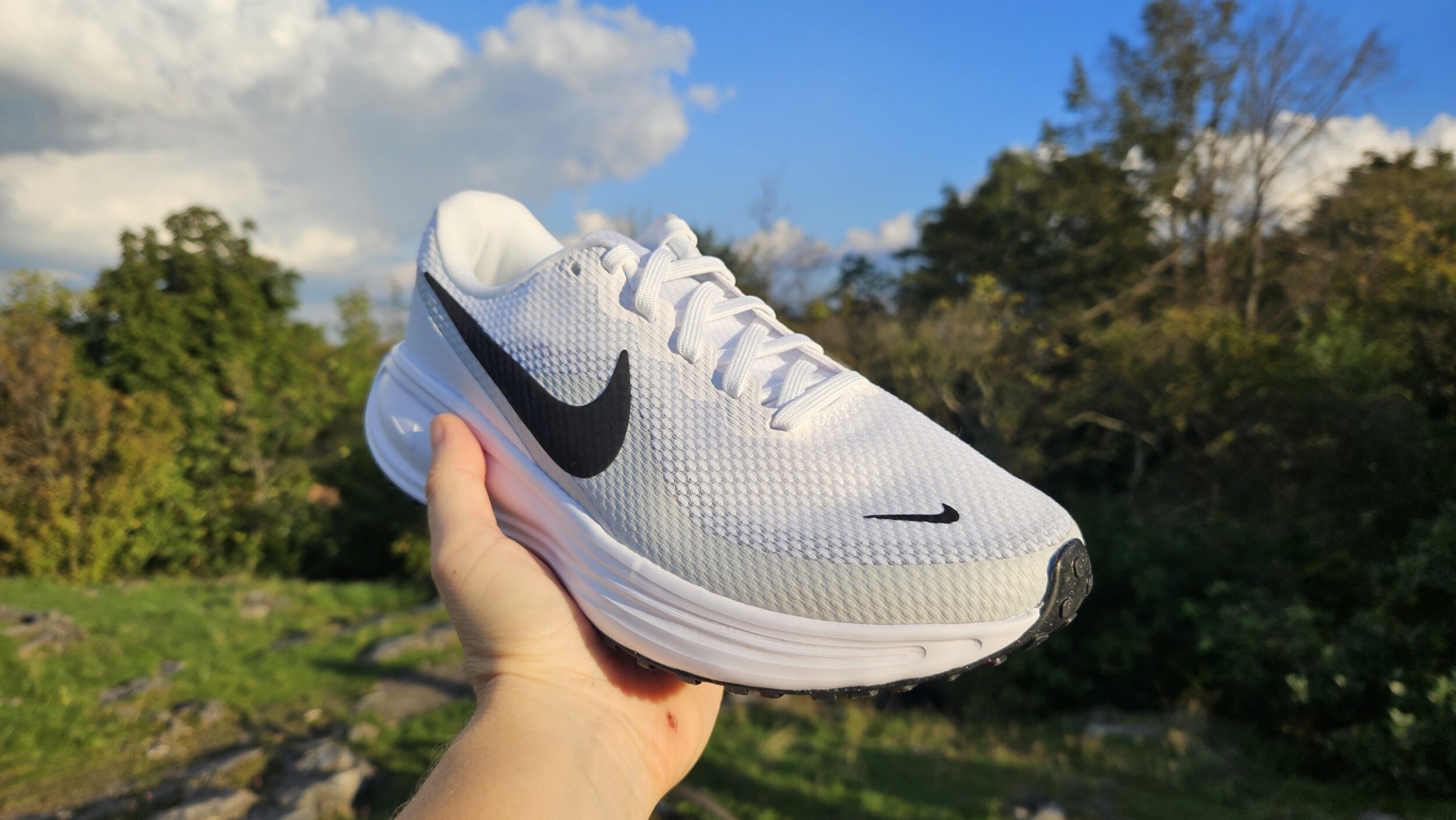 nike revolution 8 review